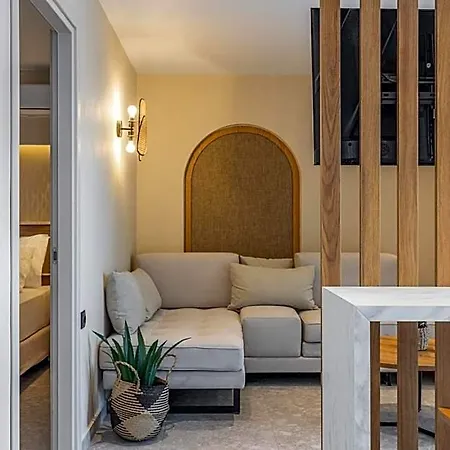 The 8 Keys Hotel 4*